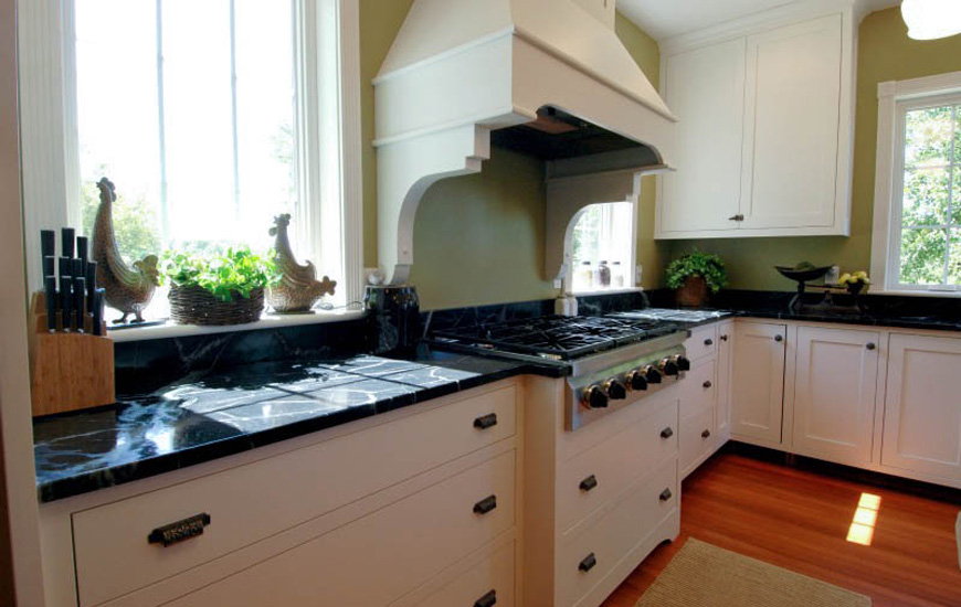 Photo of Professional Kitchen Cabinetry